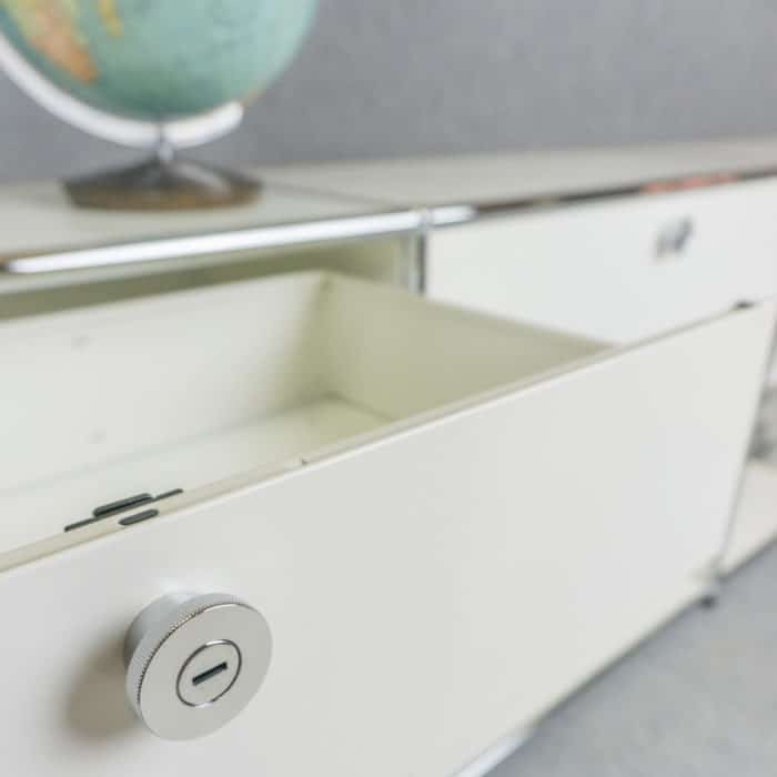 022_USM_SIDEBOARD_3